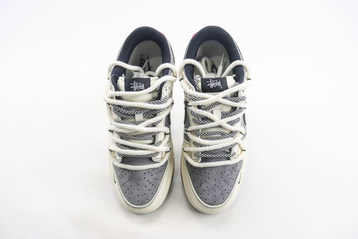 Nike SB Dunk Low Stussy 08