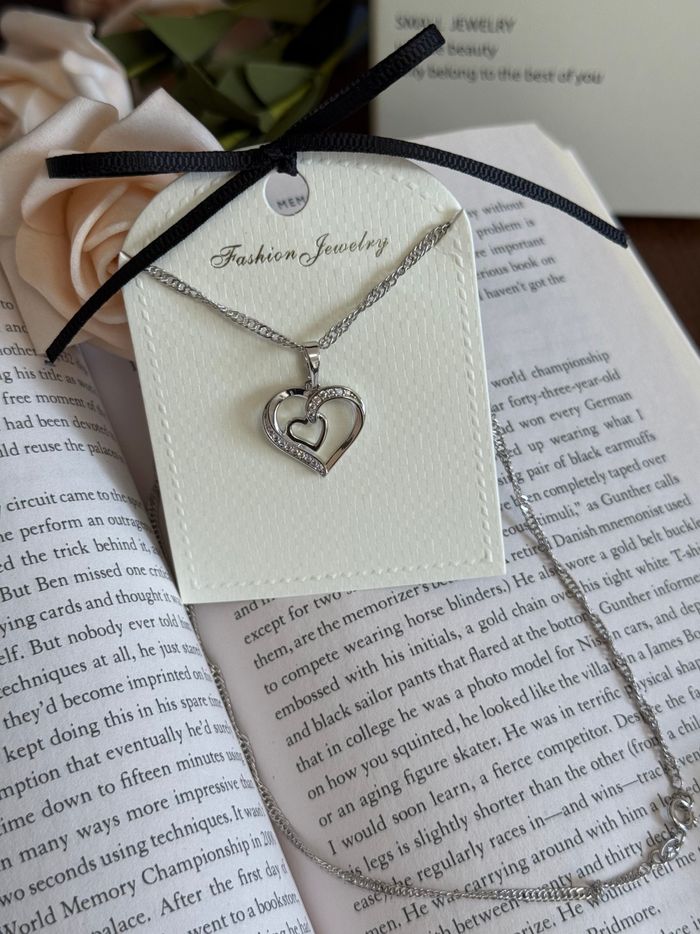 LUM SILVER NECKLACE