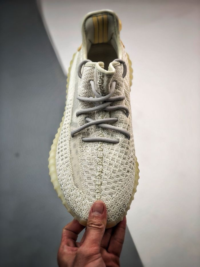 Yeezy 350 Boost V2