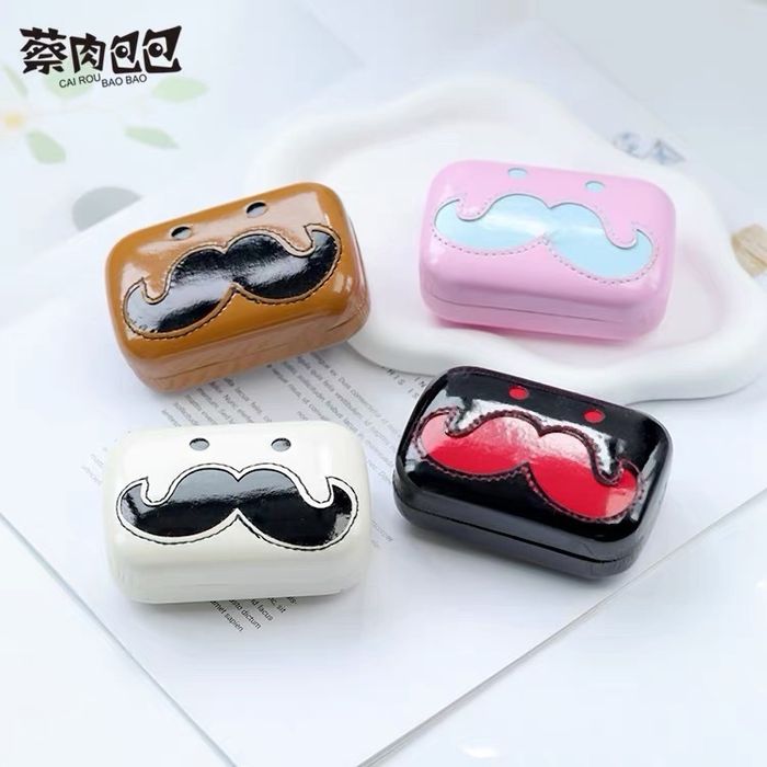 Lens case