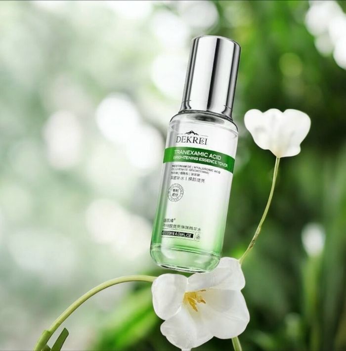 DEKREI Tranexamic Acid Brighteni