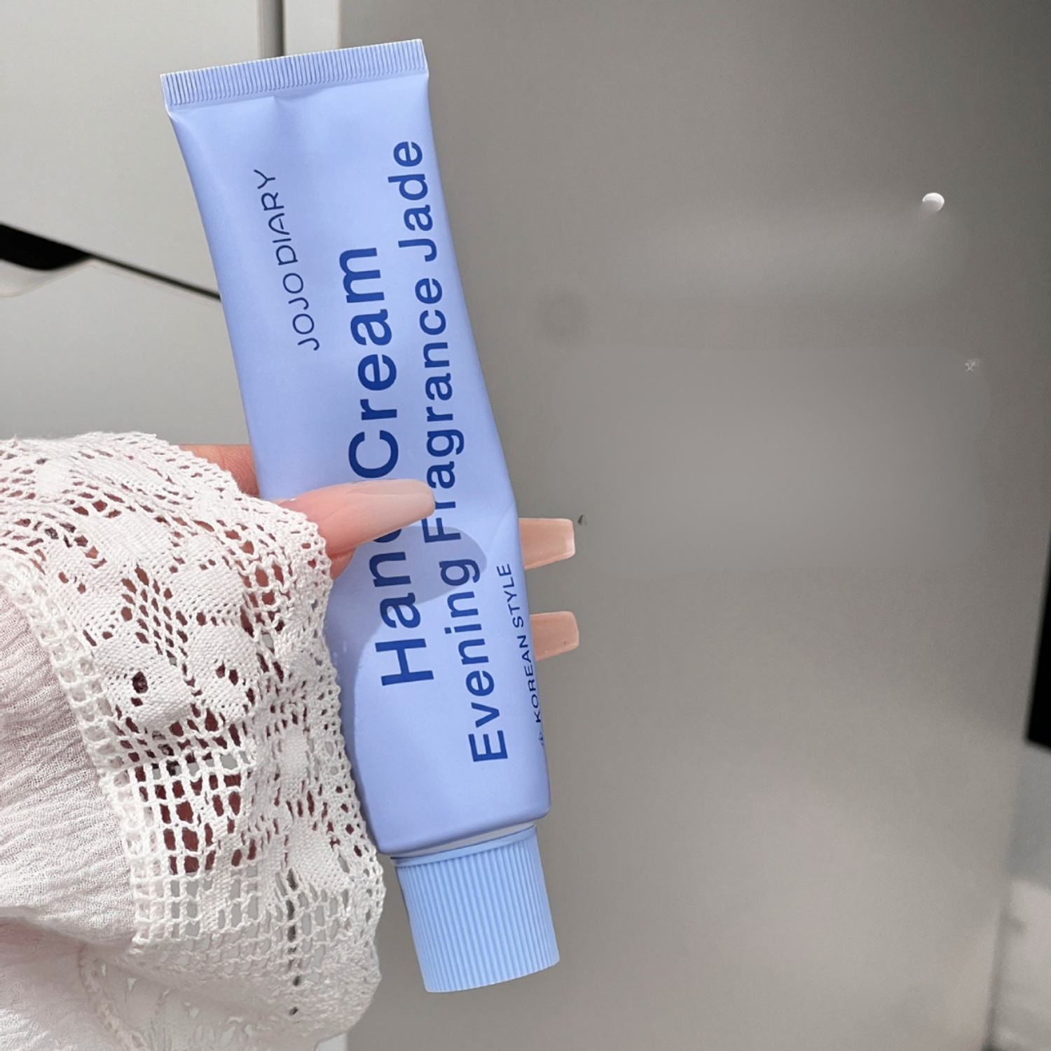 🧴 Гарны чийгшүүлэгч крем (Hand Cream)