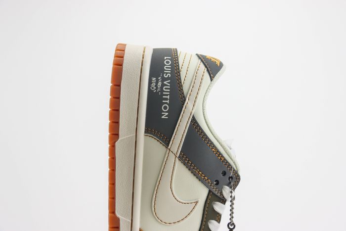 Nike SB Dunk Low x LV 66