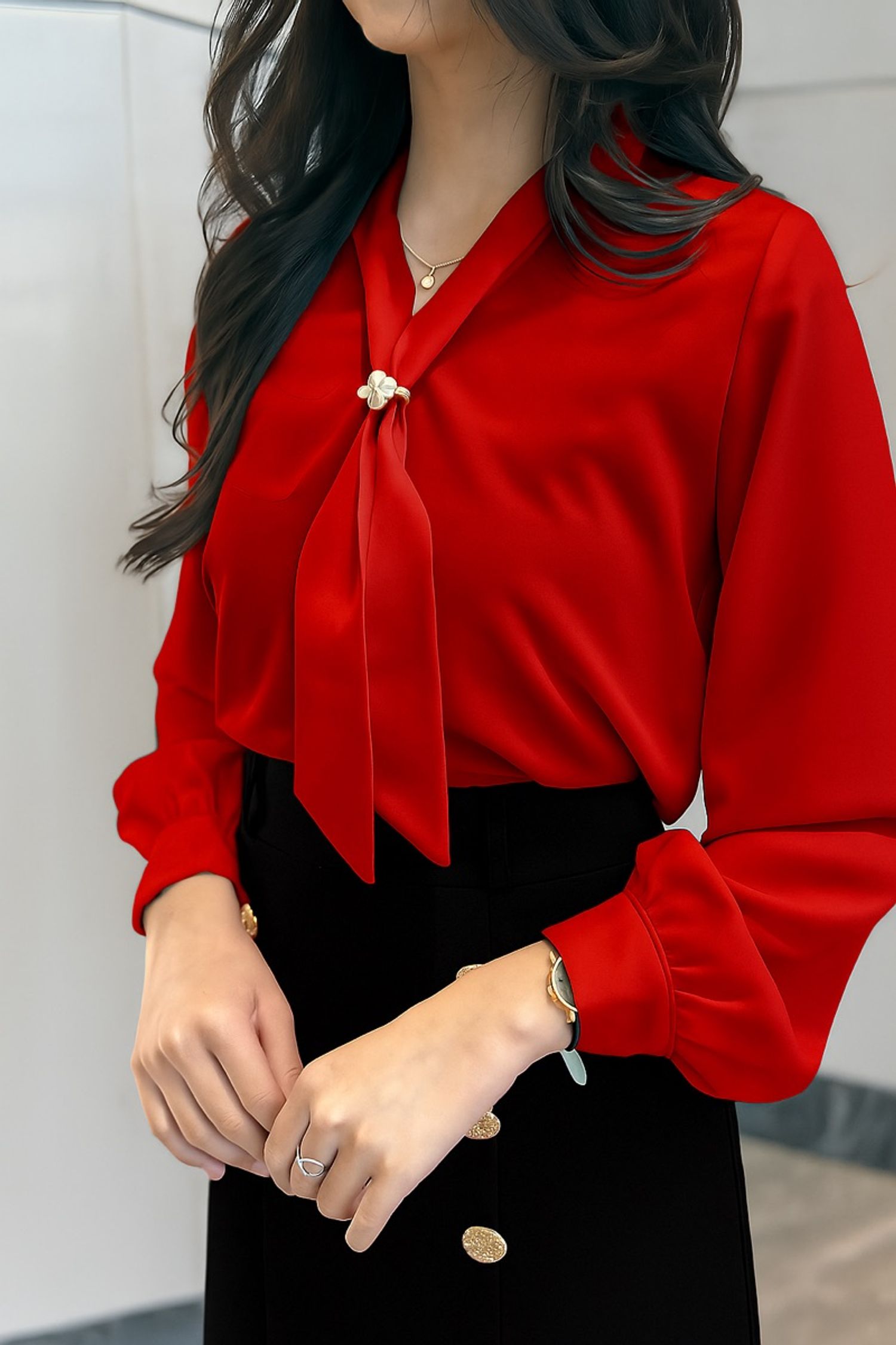 Улаан цамц юбканы хослол 