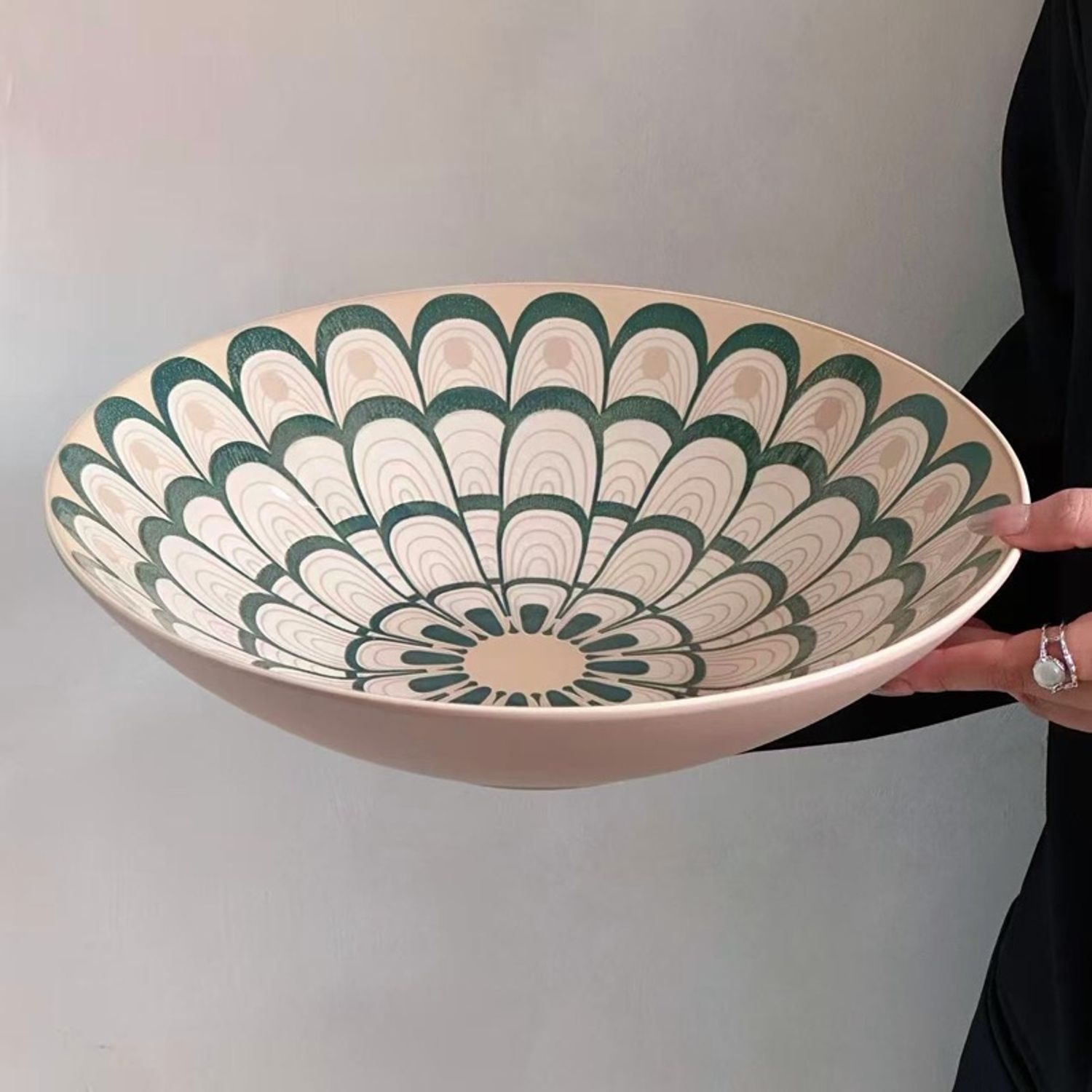 Хоолны том таваг