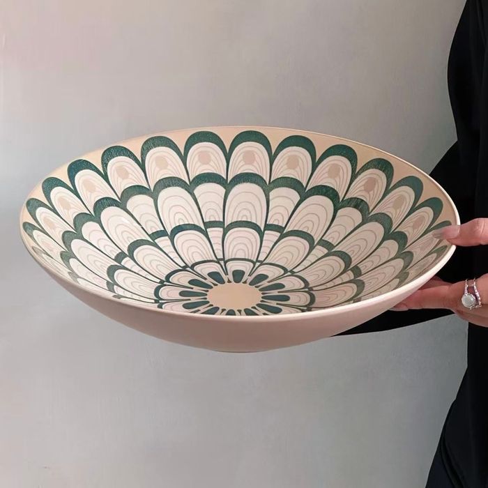 Хоолны том таваг