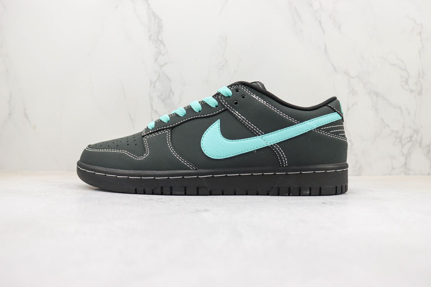 Nike Dunk Low SE Zwart Blauw