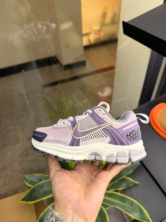 Nike Vomero 5 Purple Violet