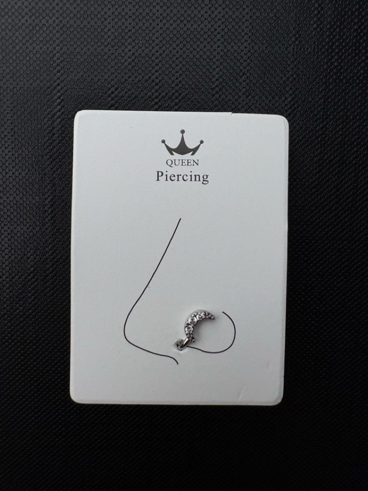 Хамрын хавчдаг ээмэг