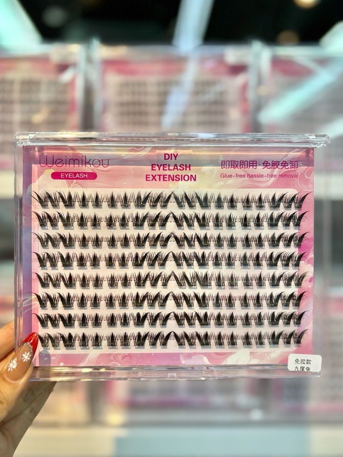 Наадаг сормуус