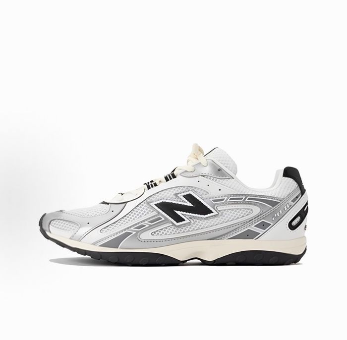 New Balance 204 Metallic Silver