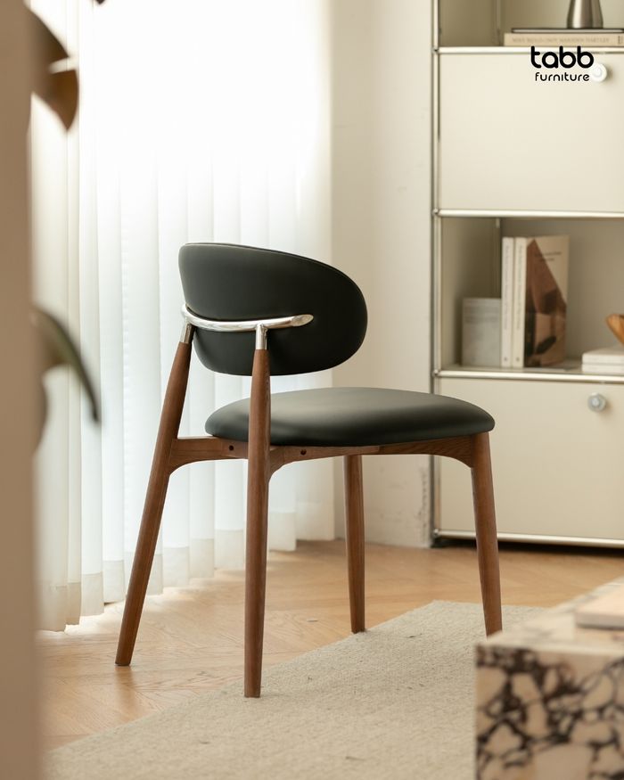 SEVI CHAIR