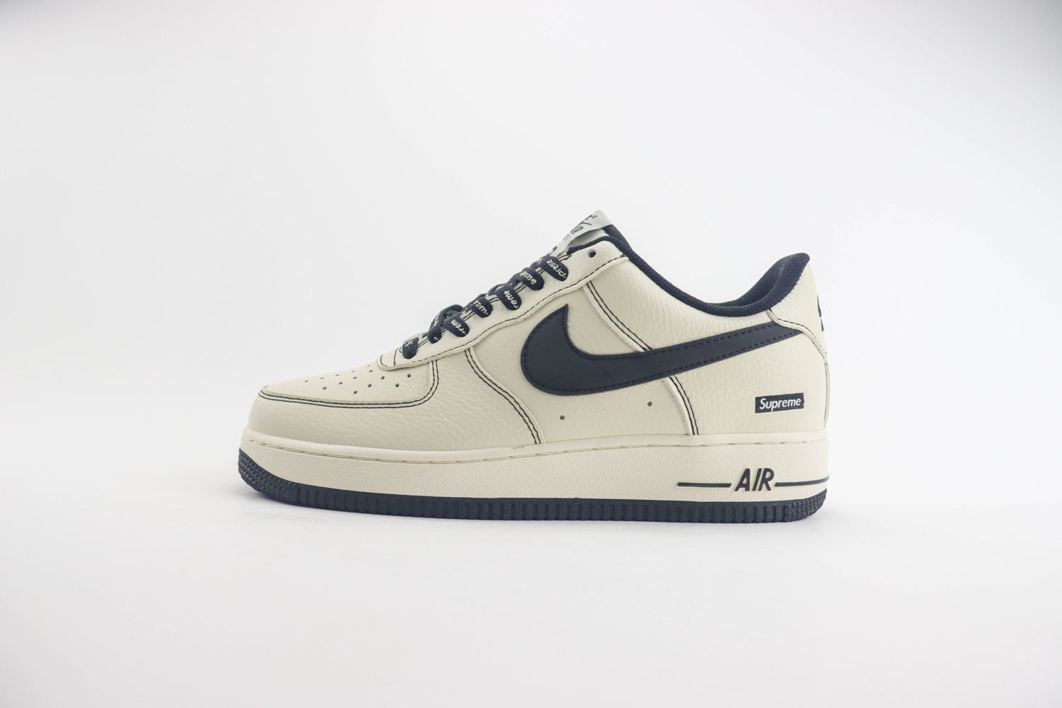 Nike Air Force 1 Low x supreme 94