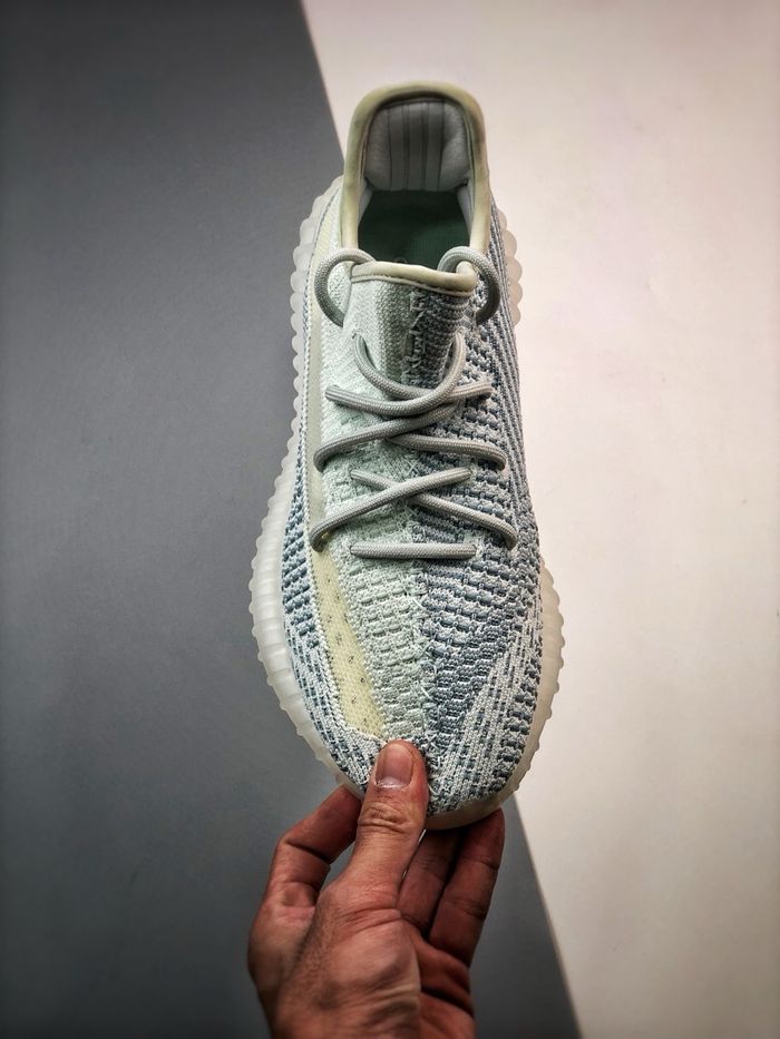 Yeezy 350 Boost V2