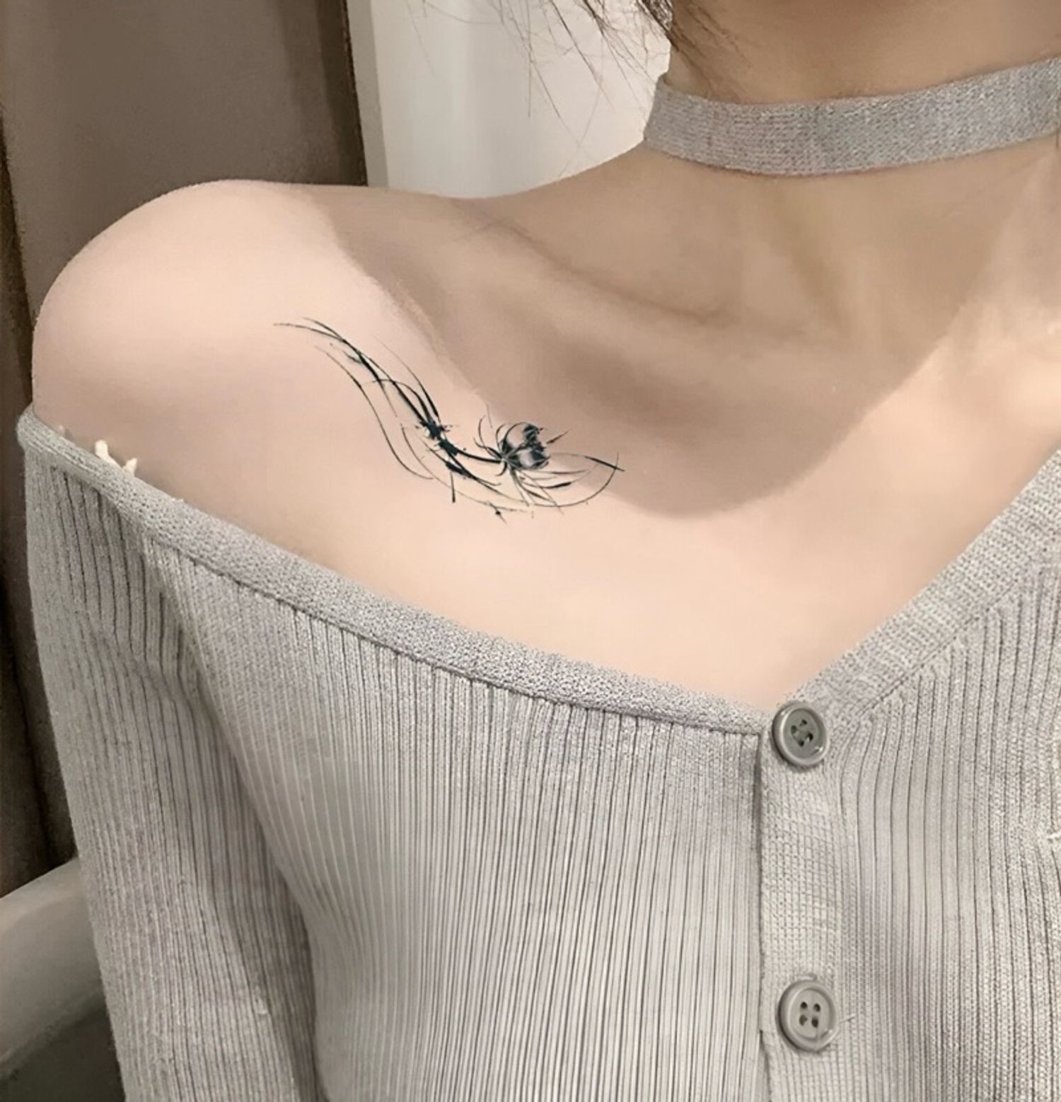 Жижиг цэцэг Усан шивээс