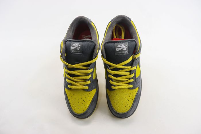 Nike SB Dunk Low Supreme 94 Hulk