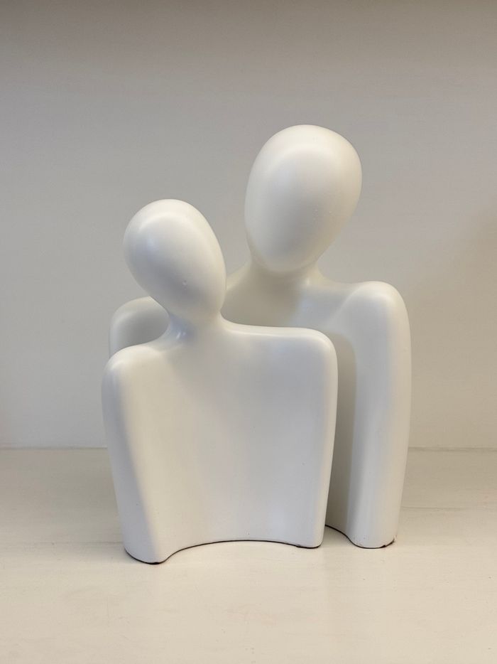 Couple's Sculpture
