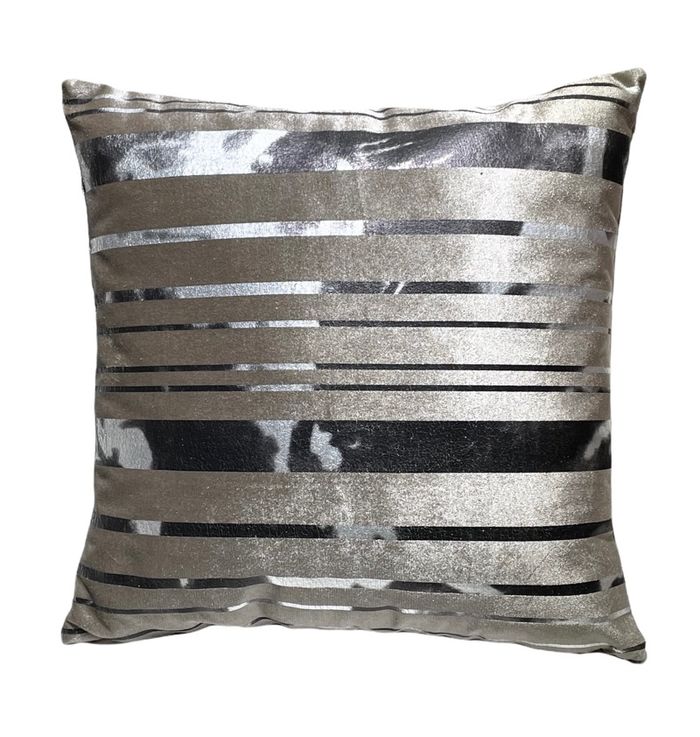 Мөнгөлөг судалтай 