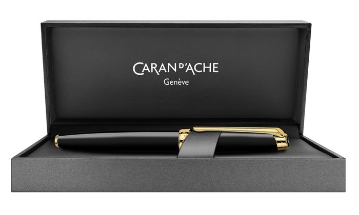 Caran d'Ache LÉMAN™ EBONY BLACK GOLD-PLATED Fountain Pen
