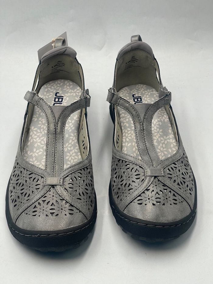 jambu grey