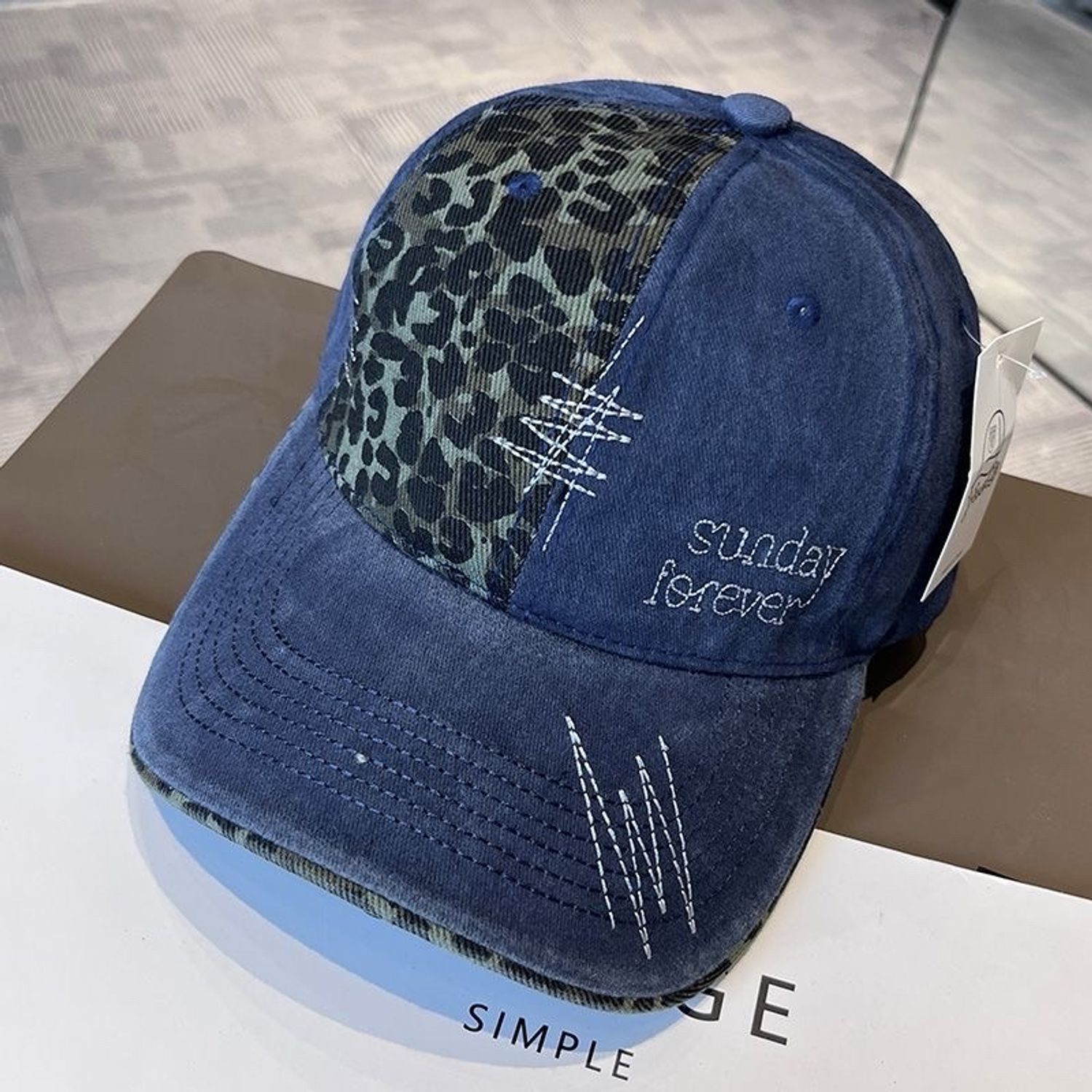 Саравчтай малгай