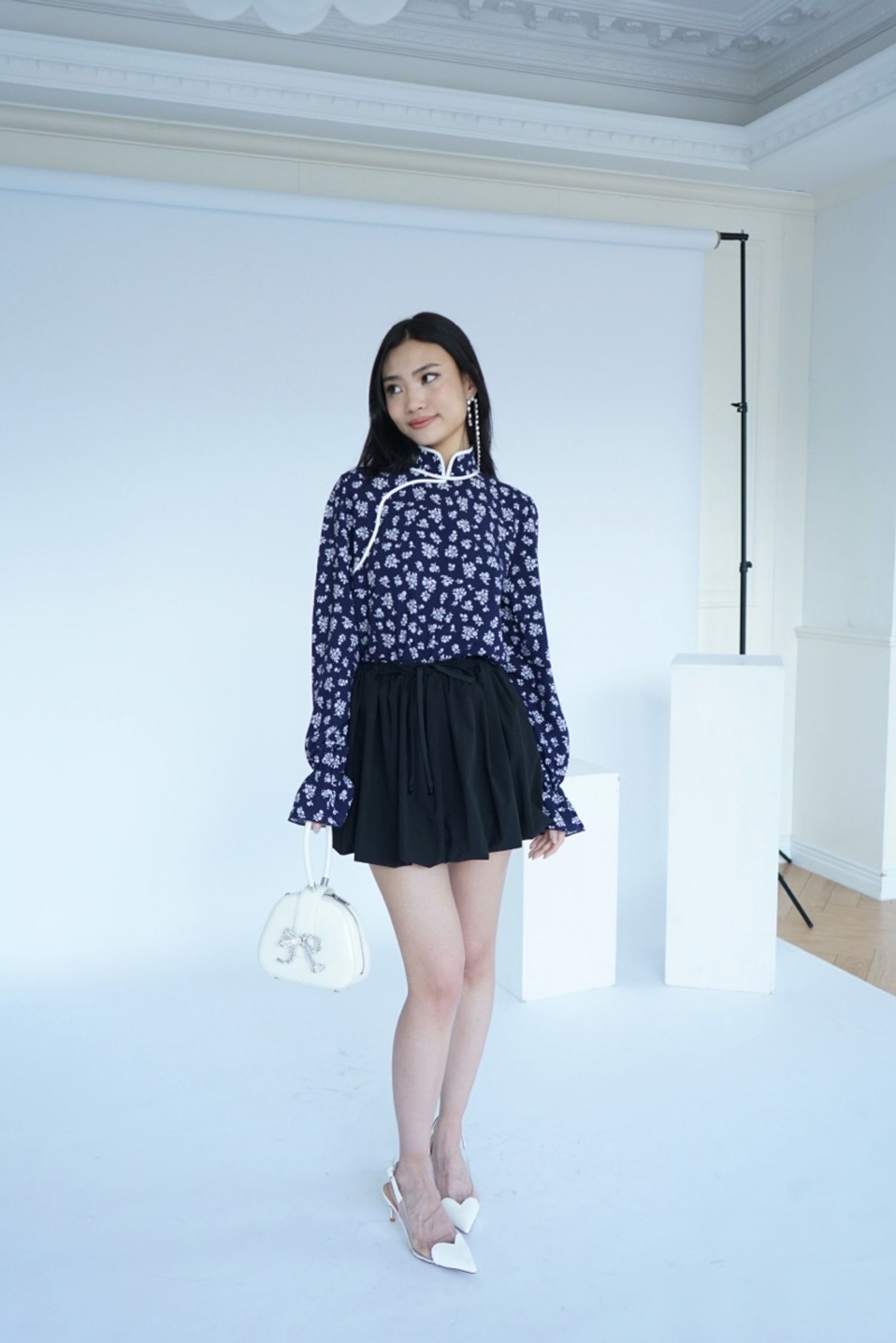 https://cdn.zochil.shop/30b35a49-3416-4b0d-9a50-49a63038ae40_t1500.jpg