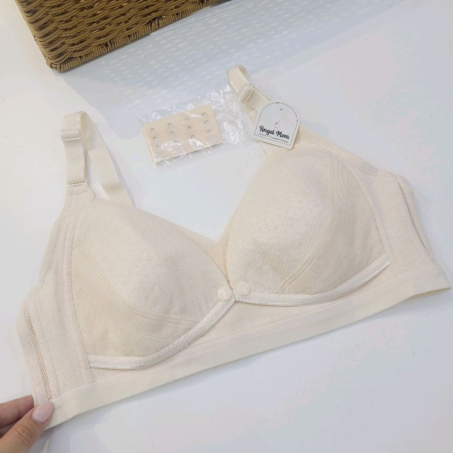 Хөхүүл лэвчик 