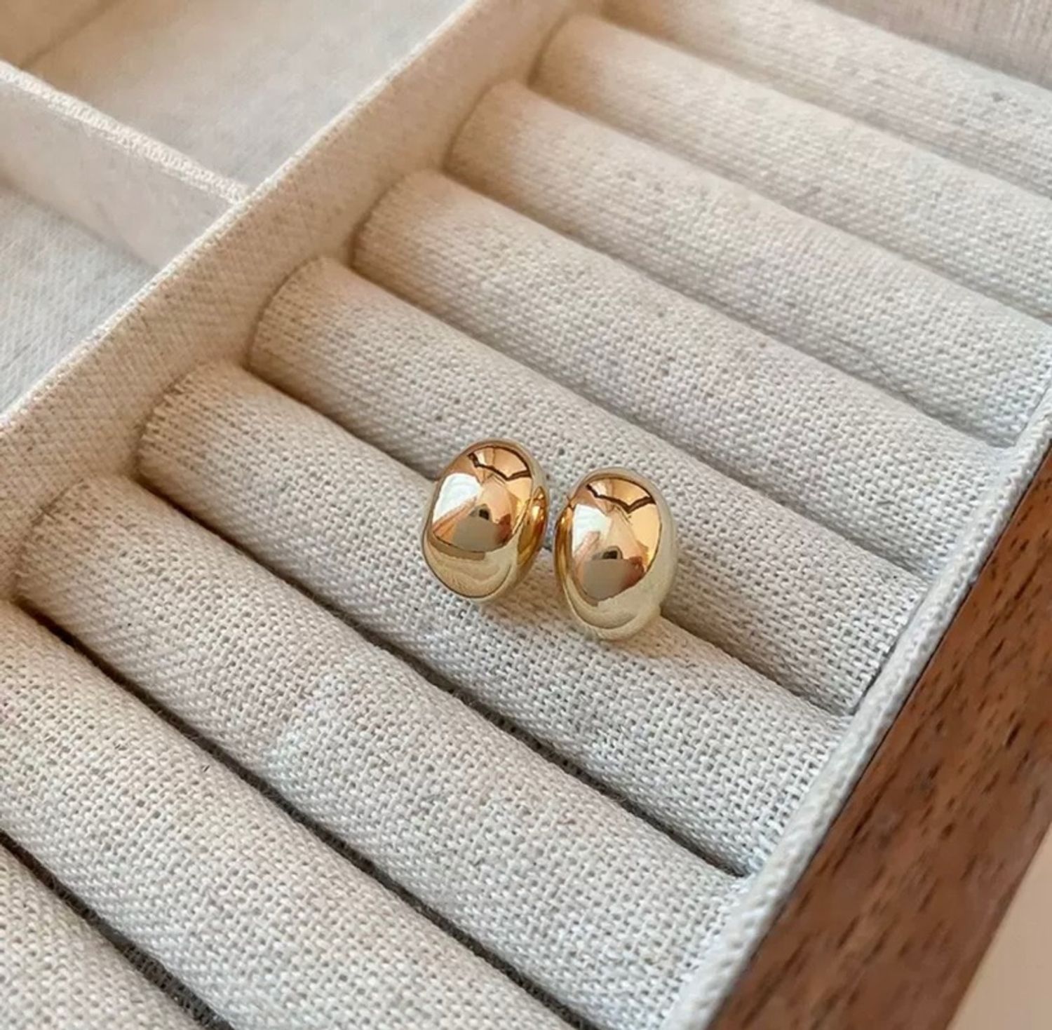 Тренд ээмэг