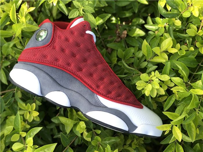 Air Jordan 13 “Red Flint” 