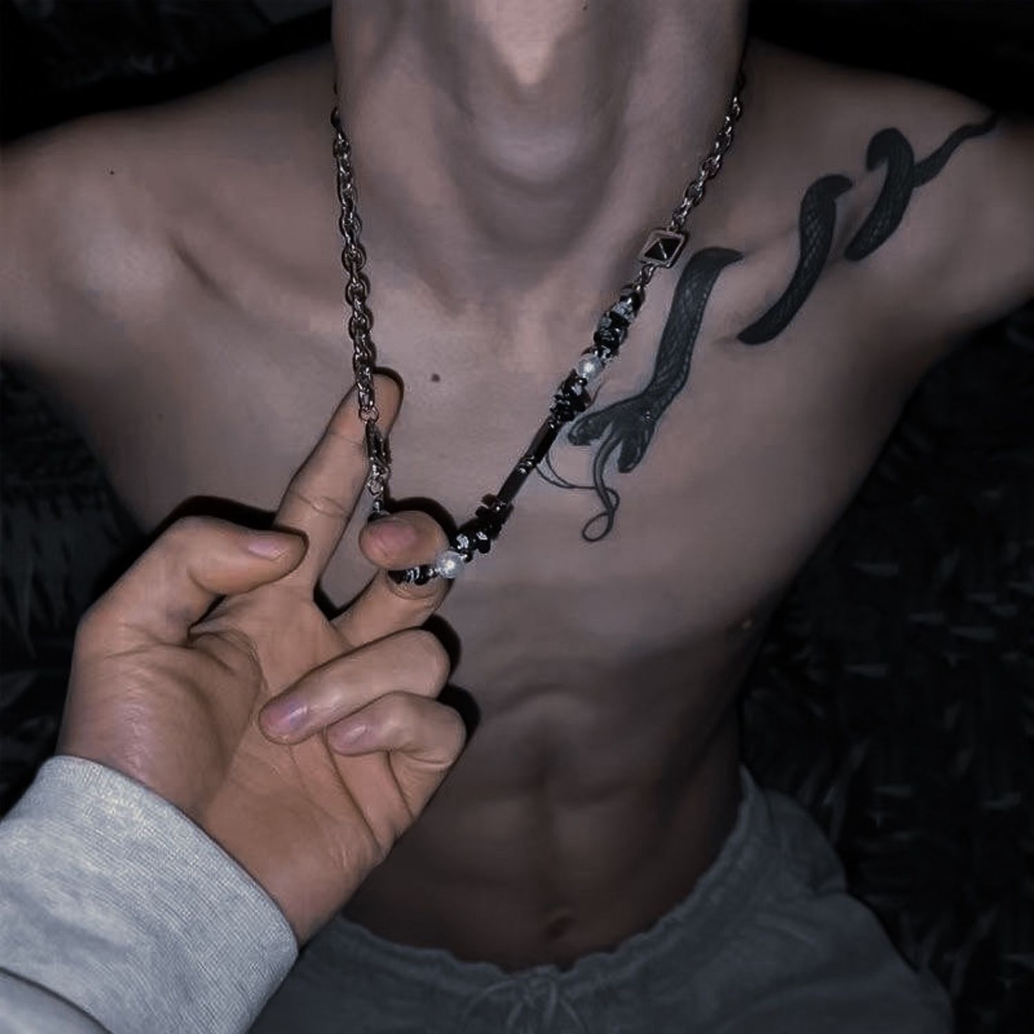 Эгэмний могой Усан шивээс