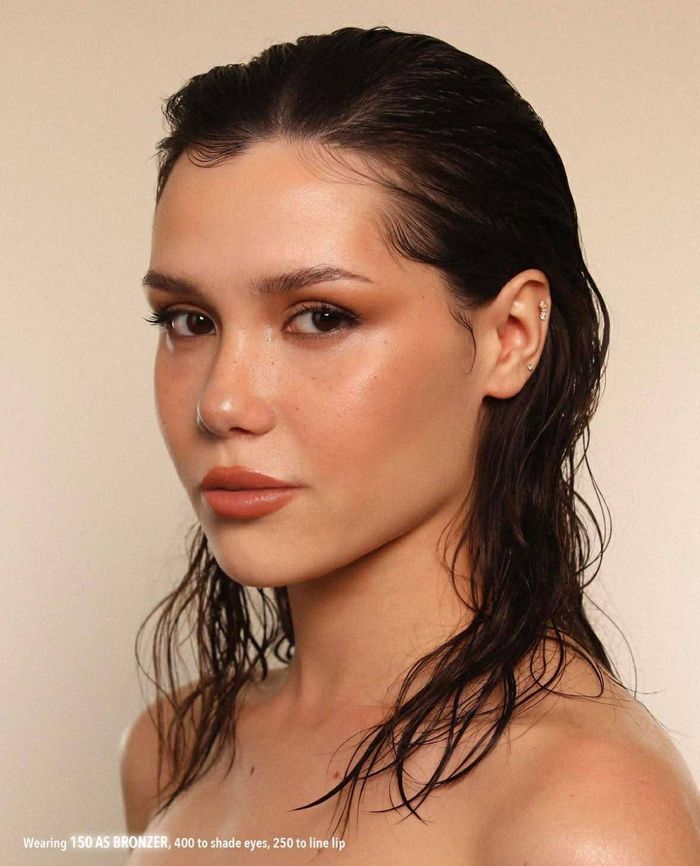 Moira Stay Golden cream bronzer & contour (150N)