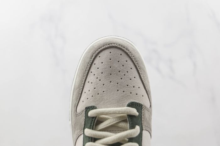 Otomo Katsuhiro x NK SB Dunk Low "Steamboy OST" 09