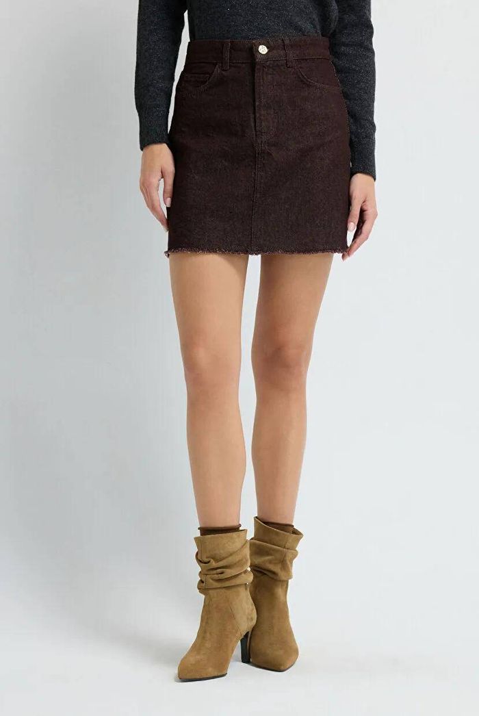 SKIRT 