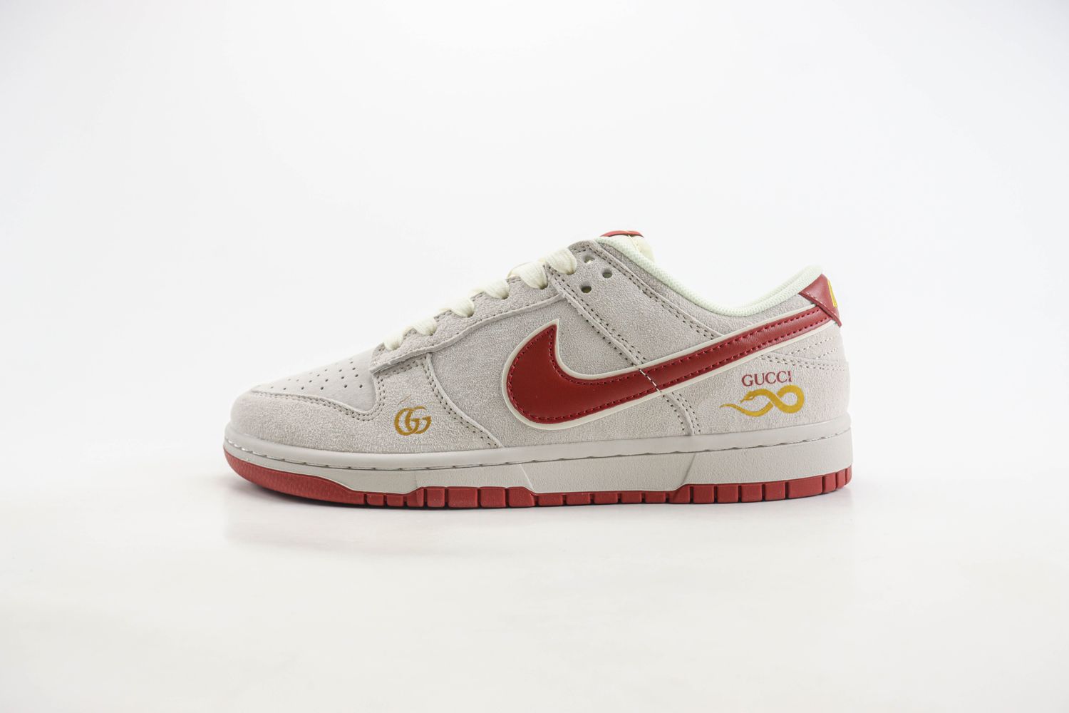 Nike SB Dunk Low x GUCCI 09