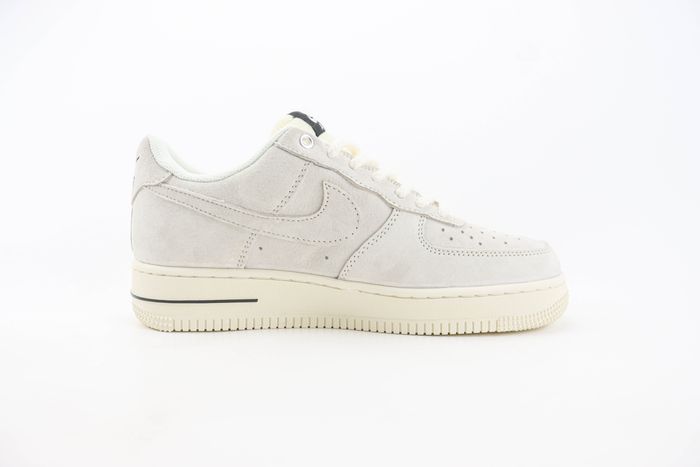 Nike Air Force 1 Low x supreme 56