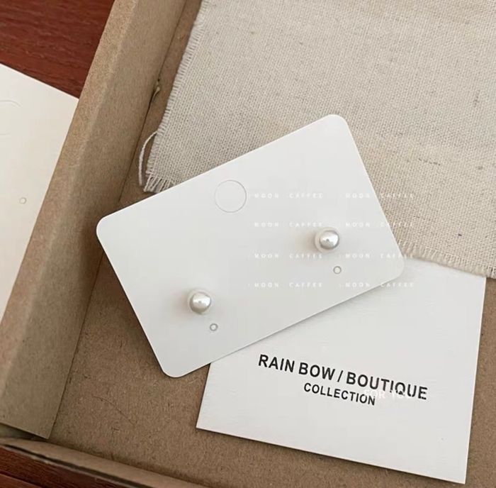 Жижиг ээмэг