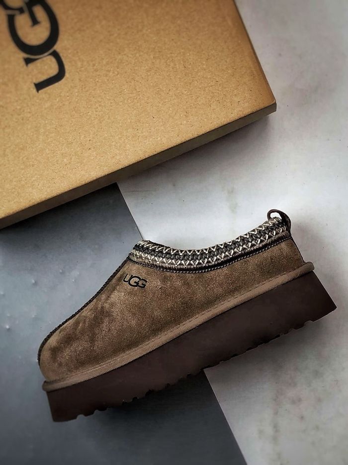 UGG Tazz Brown