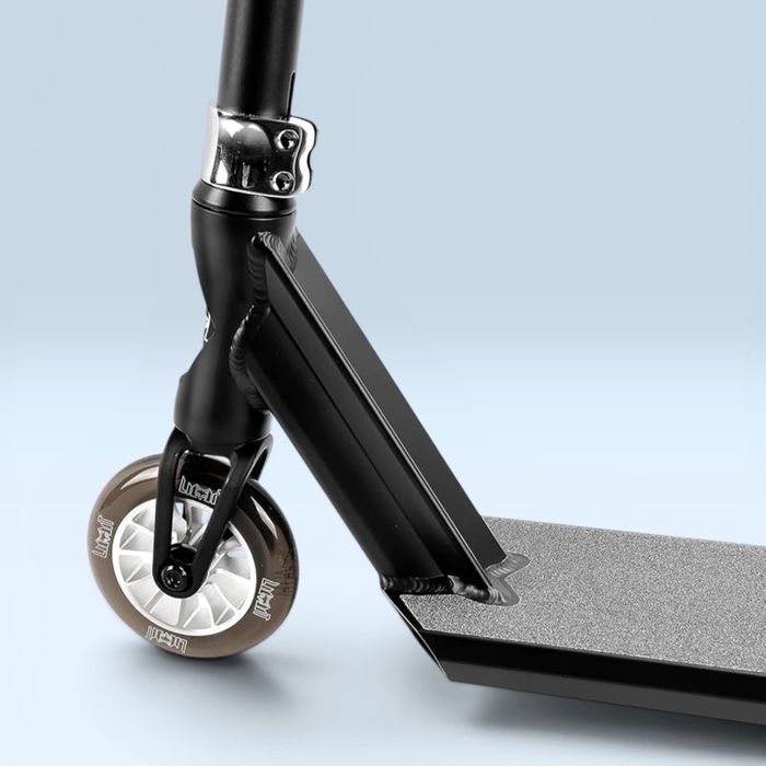 LMT66AZ Pro Scooter  