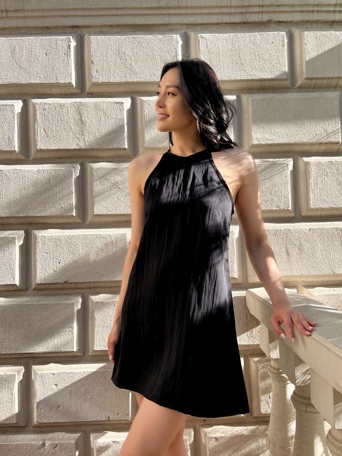 Halter neck linen dress