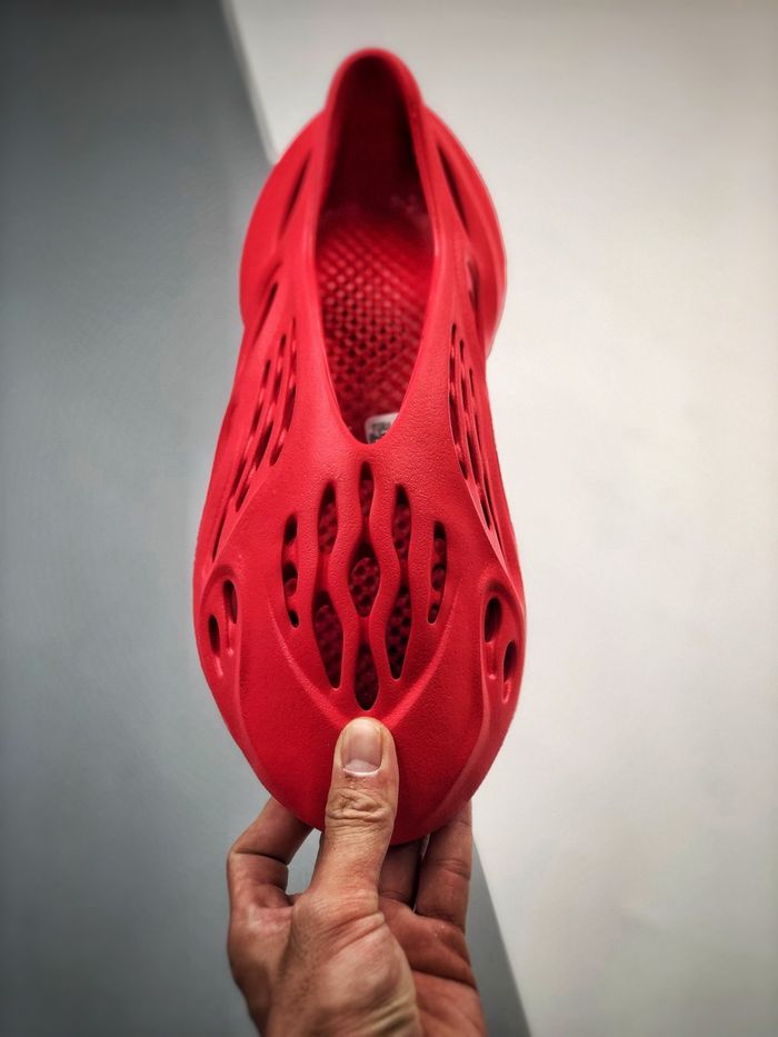 Adidas Yeezy Foam Runner “Vermilion”