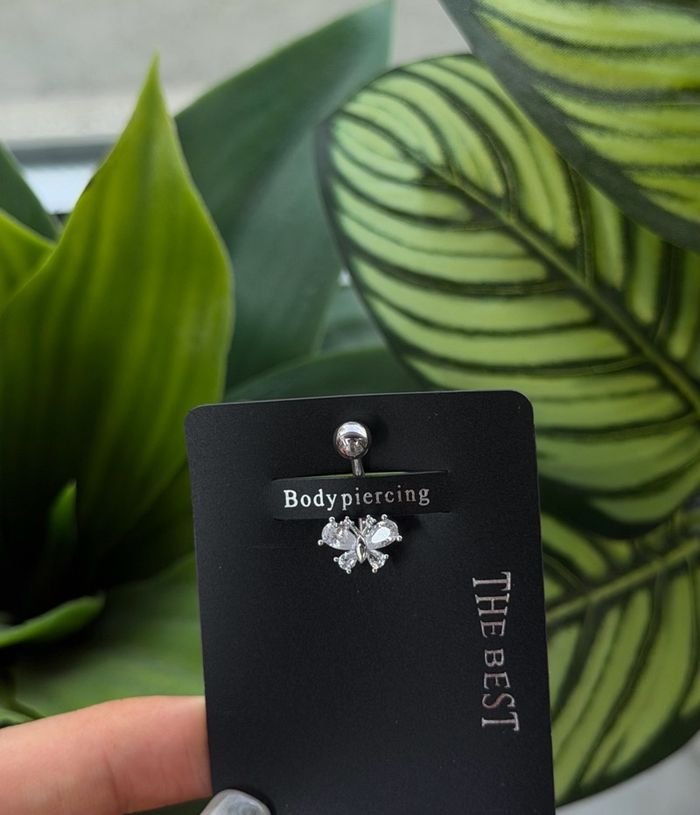 Хүйсний ээмэг 