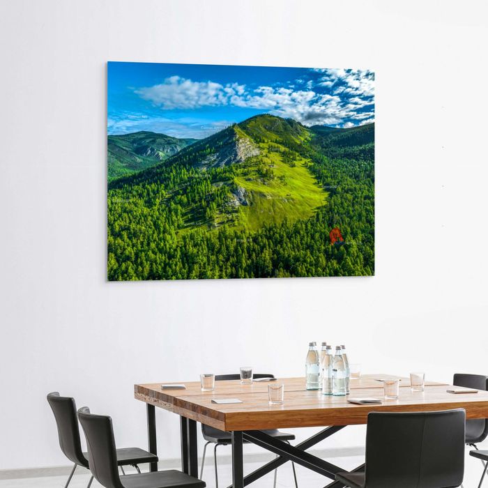 Даян дээрх хайрхан 