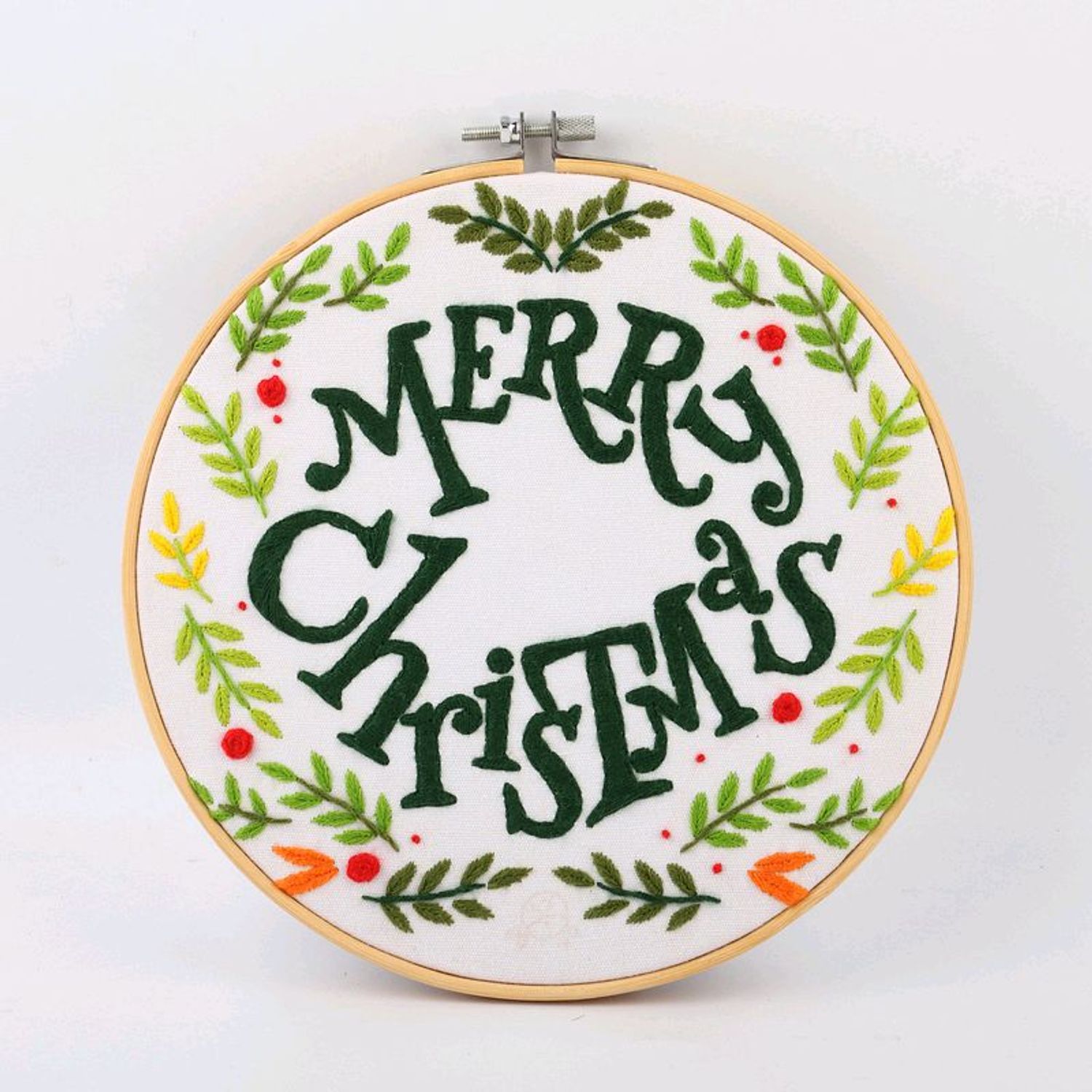 Шинэ жил уран хатгамал бэлдэц 