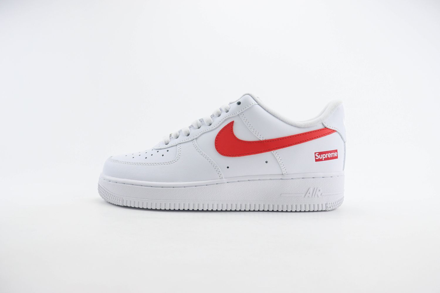 Nike Air Force 1 Low x supreme 87