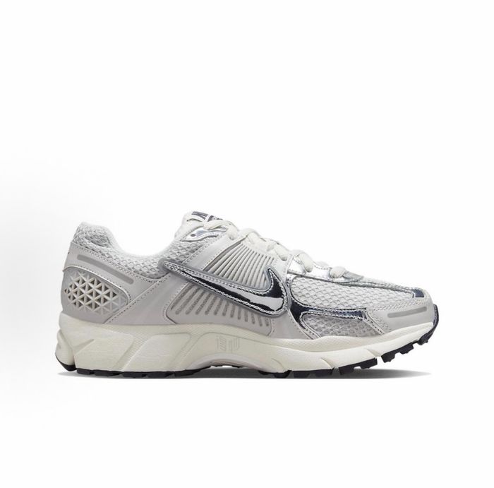 Nike Vomero 5 Photon Dust Metal