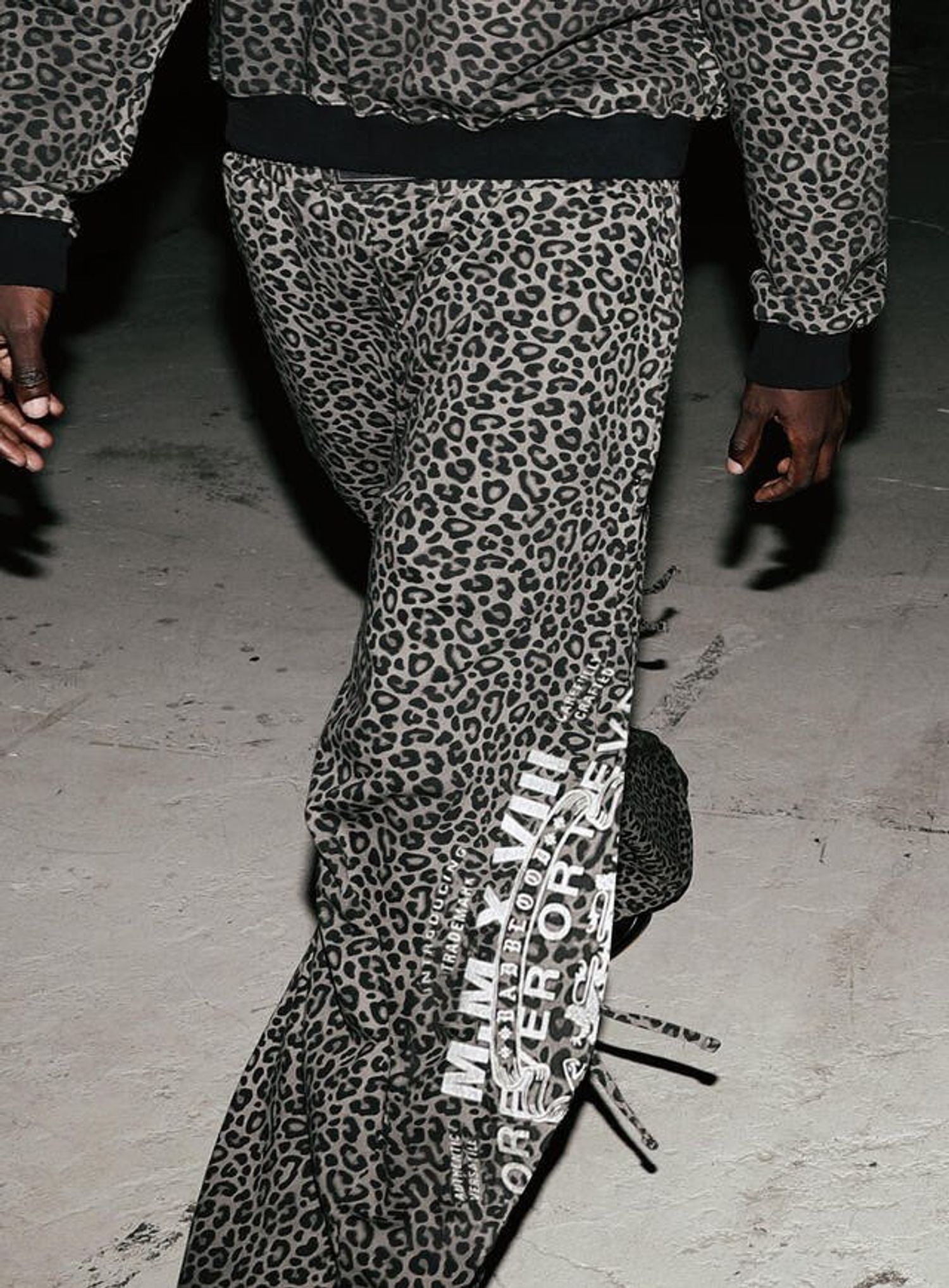 Viper Logo 2-Way Curved Jogger Trousers - Black Leopard