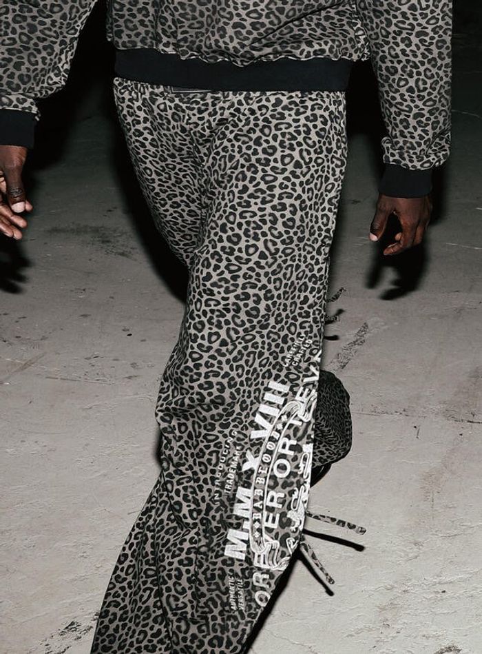 Viper Logo 2-Way Curved Jogger Trousers - Black Leopard