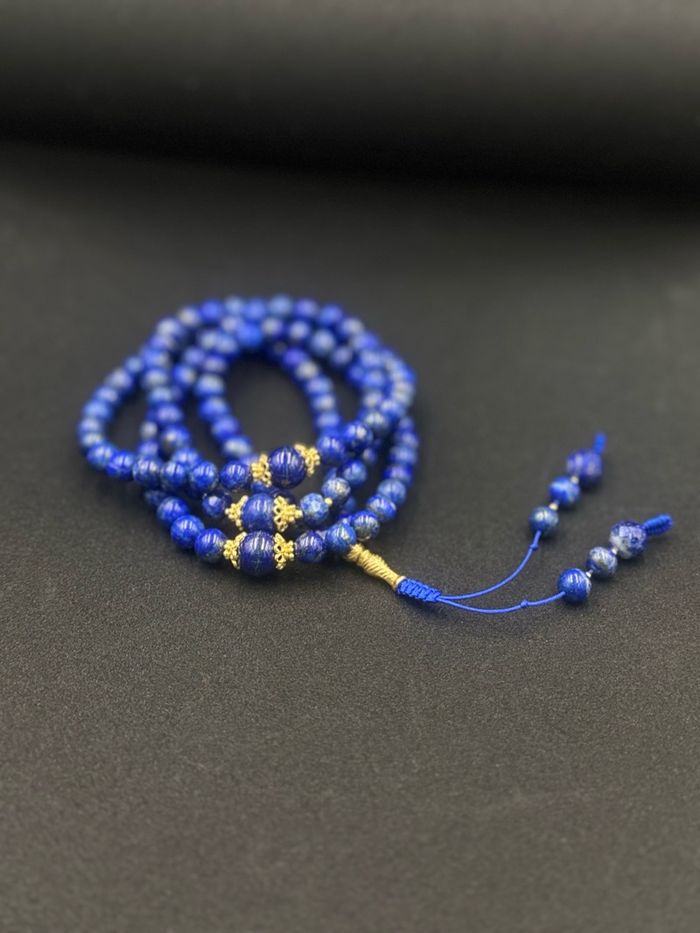 Natural lapis lazuli erkhi