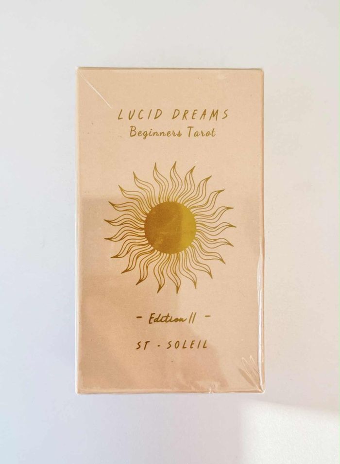 “Lucid Dreams” тарот хөзөр