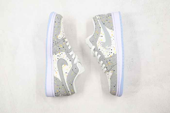 Nike Air Jordan 1 LowPaint Splatter